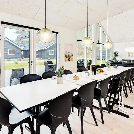 16 Person In V Ggerl Se Feriehus Bøtø By
