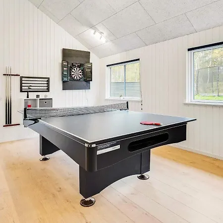 Feriehus 16 Person In V Ggerl Se *